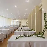 международен дом на учените жолио кюри