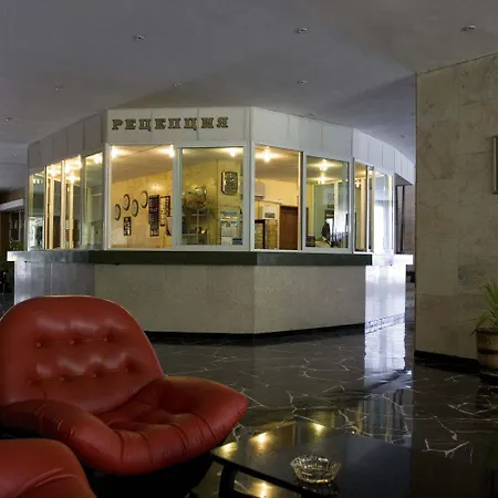 Hotel International Of Scientists Joliot Curie 3*