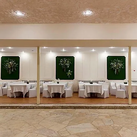 Hotell International Of Scientists Joliot Curie 3*
